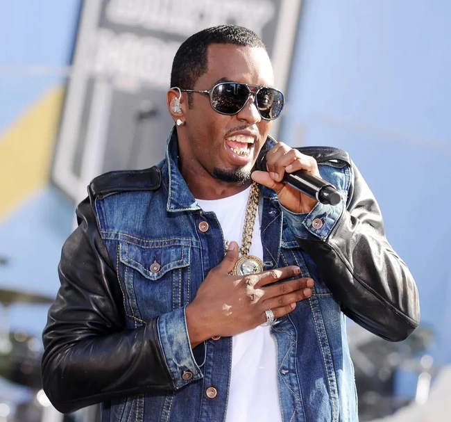 "Rùng mình" khi xem bộ phim tài liệu "Downfall of Diddy: The Indictment" - Ảnh 4.