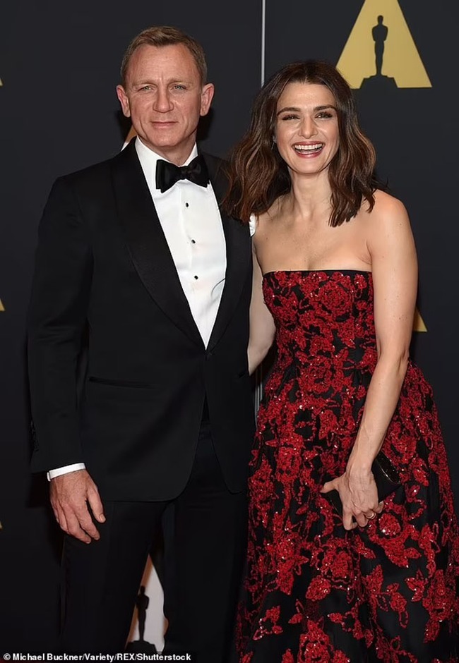 (Bài đăng Chủ nhật) Chuyện tình "không tưởng" của cặp đôi quyền lực Daniel Craig and Rachel Weisz - Ảnh 3.